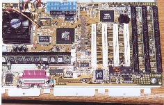 placa ATX reducida.JPG (18976 bytes)